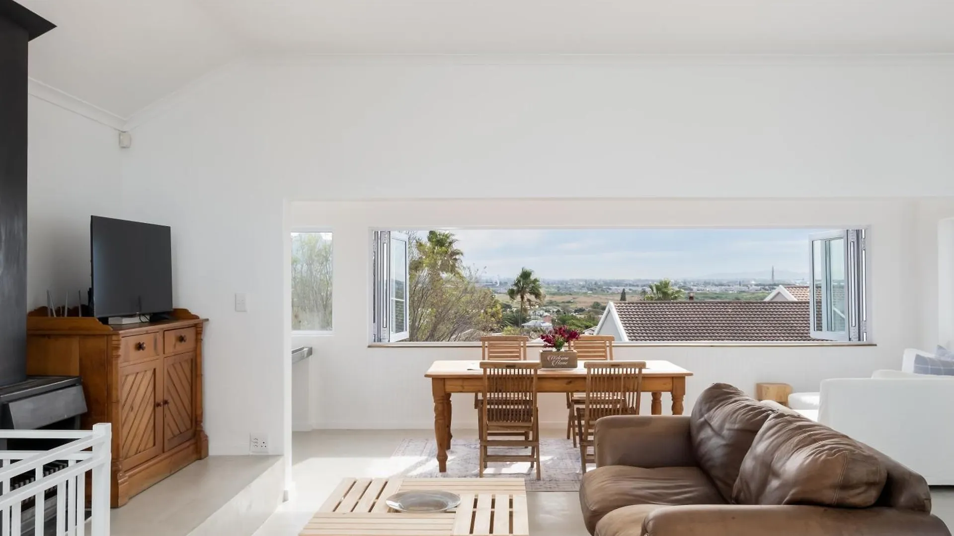 Lakeside Ocean Breeze Cape Town